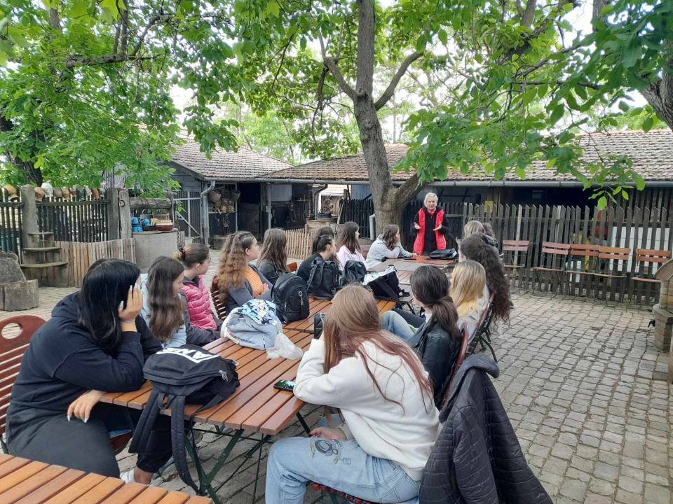 Zwack tanulói a Haluska tanyán